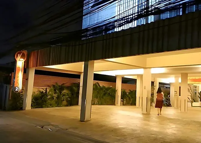 Calypzo 2 Ratchada 20 Hotel